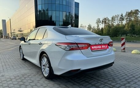 Toyota Camry, 2020 год, 3 650 000 рублей, 12 фотография