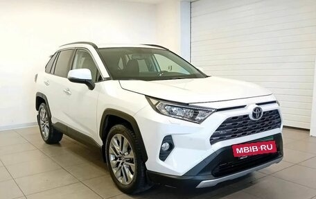 Toyota RAV4, 2020 год, 3 750 600 рублей, 7 фотография