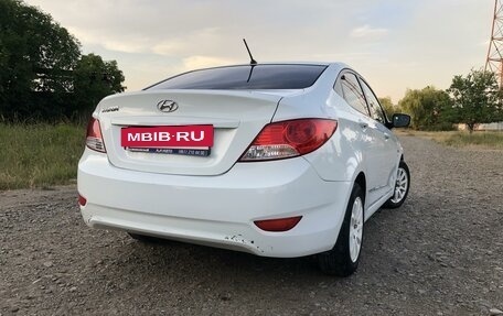 Hyundai Solaris II рестайлинг, 2014 год, 980 000 рублей, 3 фотография