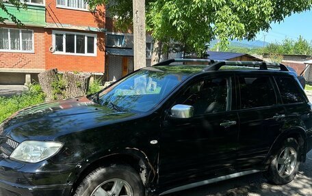 Mitsubishi Outlander III рестайлинг 3, 2006 год, 670 000 рублей, 4 фотография