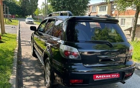 Mitsubishi Outlander III рестайлинг 3, 2006 год, 670 000 рублей, 3 фотография