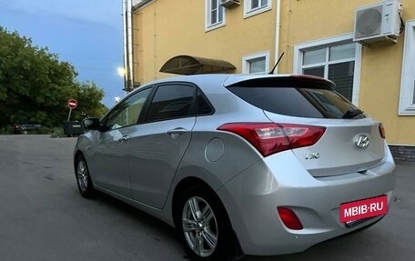 Hyundai i30 II рестайлинг, 2013 год, 925 000 рублей, 10 фотография