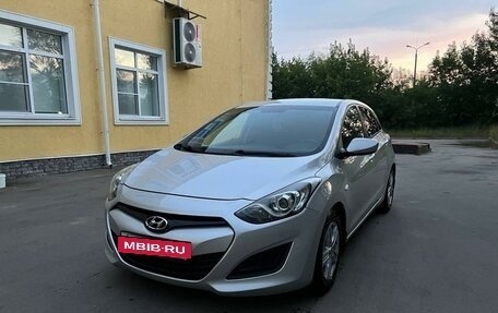 Hyundai i30 II рестайлинг, 2013 год, 925 000 рублей, 2 фотография