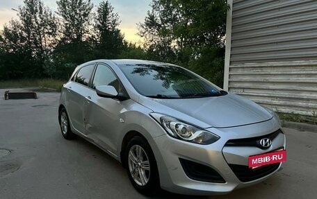 Hyundai i30 II рестайлинг, 2013 год, 925 000 рублей, 5 фотография