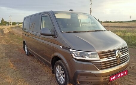 Volkswagen Transporter T6 рестайлинг, 2020 год, 5 200 000 рублей, 3 фотография