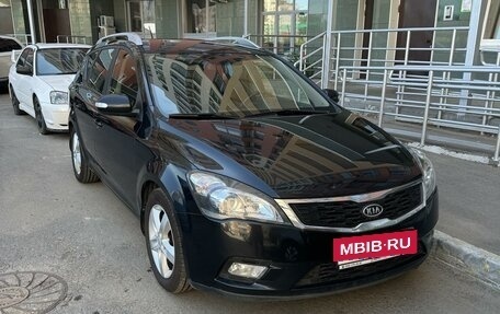 KIA cee'd I рестайлинг, 2010 год, 800 000 рублей, 2 фотография