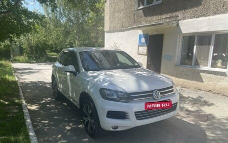 Volkswagen Touareg III, 2012 год, 2 900 000 рублей, 2 фотография