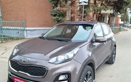 KIA Sportage IV рестайлинг, 2019 год, 2 150 000 рублей, 2 фотография