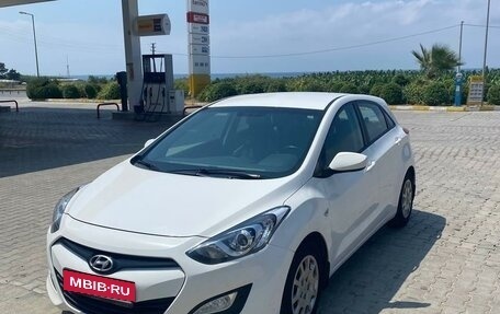 Hyundai i30 II рестайлинг, 2013 год, 1 150 000 рублей, 2 фотография