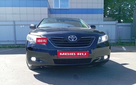 Toyota Camry, 2008 год, 1 350 000 рублей, 2 фотография