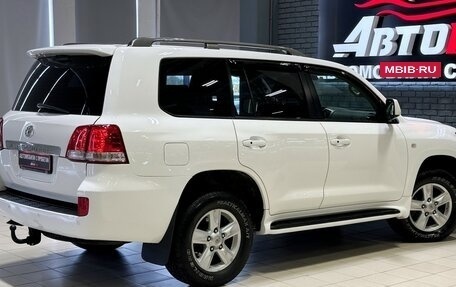 Toyota Land Cruiser 200, 2010 год, 3 637 000 рублей, 6 фотография