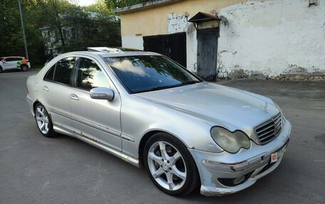 Mercedes-Benz C-Класс, 2005 год, 580 000 рублей, 8 фотография