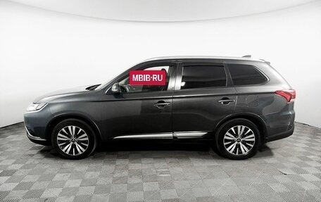 Mitsubishi Outlander III рестайлинг 3, 2020 год, 2 598 700 рублей, 8 фотография