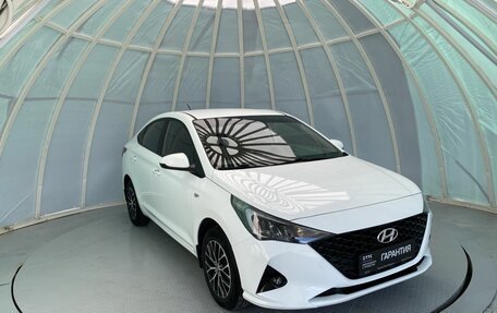 Hyundai Solaris II рестайлинг, 2020 год, 1 749 000 рублей, 3 фотография