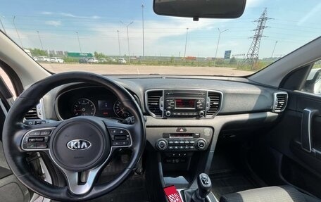 KIA Sportage IV рестайлинг, 2017 год, 1 679 000 рублей, 10 фотография