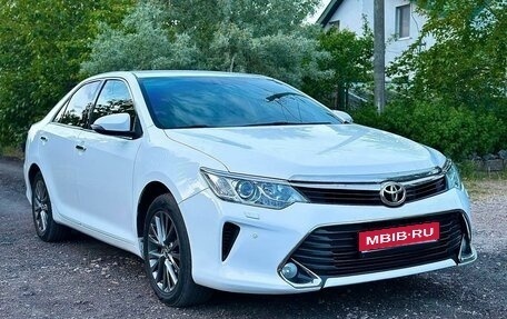 Toyota Camry, 2016 год, 2 600 000 рублей, 1 фотография