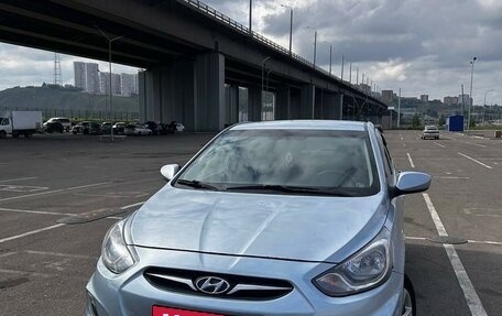 Hyundai Solaris II рестайлинг, 2012 год, 870 000 рублей, 1 фотография