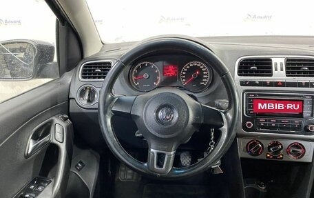 Volkswagen Polo VI (EU Market), 2013 год, 770 000 рублей, 10 фотография