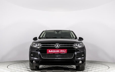 Volkswagen Touareg III, 2010 год, 1 925 000 рублей, 2 фотография