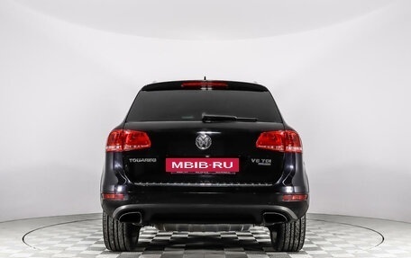 Volkswagen Touareg III, 2010 год, 1 925 000 рублей, 6 фотография