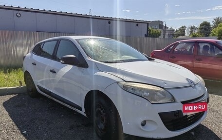 Renault Megane III, 2010 год, 400 000 рублей, 2 фотография