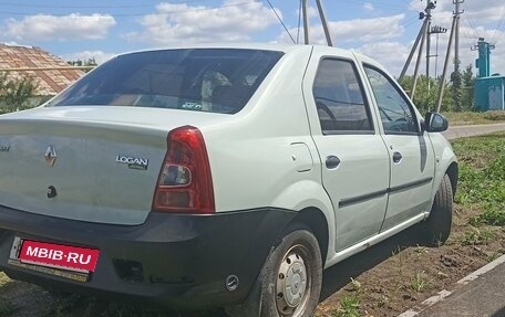 Renault Logan I, 2014 год, 280 000 рублей, 2 фотография