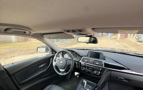 BMW 3 серия, 2018 год, 2 070 000 рублей, 14 фотография