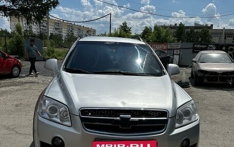 Chevrolet Captiva I, 2010 год, 950 000 рублей, 3 фотография