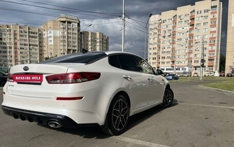 KIA Optima IV, 2018 год, 2 500 000 рублей, 23 фотография