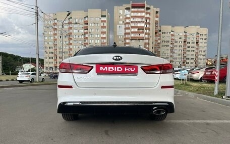 KIA Optima IV, 2018 год, 2 500 000 рублей, 29 фотография