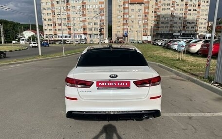 KIA Optima IV, 2018 год, 2 500 000 рублей, 34 фотография