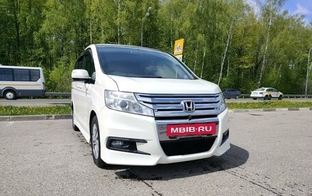 Honda Stepwgn IV, 2010 год, 1 600 000 рублей, 2 фотография