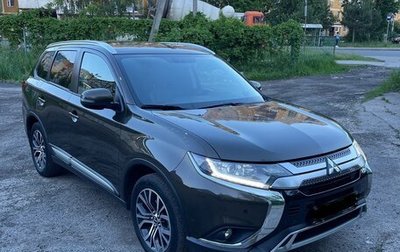 Mitsubishi Outlander III рестайлинг 3, 2020 год, 3 060 000 рублей, 1 фотография