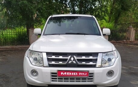 Mitsubishi Pajero IV, 2012 год, 2 460 000 рублей, 1 фотография