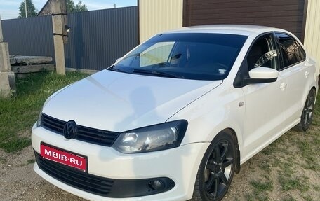 Volkswagen Polo VI (EU Market), 2011 год, 990 000 рублей, 1 фотография