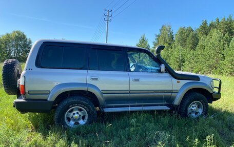 Toyota Land Cruiser 80 рестайлинг, 1997 год, 2 750 000 рублей, 5 фотография