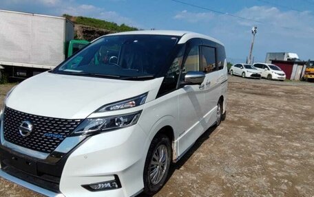 Nissan Serena IV, 2018 год, 2 333 000 рублей, 2 фотография