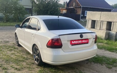 Volkswagen Polo VI (EU Market), 2011 год, 990 000 рублей, 4 фотография