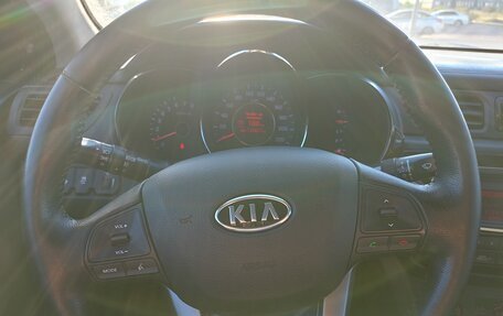 KIA Rio III рестайлинг, 2012 год, 900 000 рублей, 4 фотография