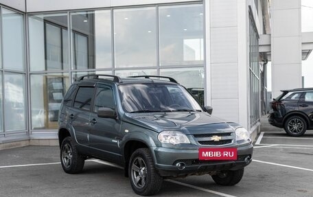 Chevrolet Niva I рестайлинг, 2012 год, 568 900 рублей, 7 фотография