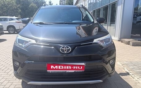 Toyota RAV4, 2016 год, 2 299 000 рублей, 2 фотография