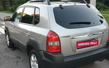 Hyundai Tucson III, 2005 год, 930 000 рублей, 4 фотография