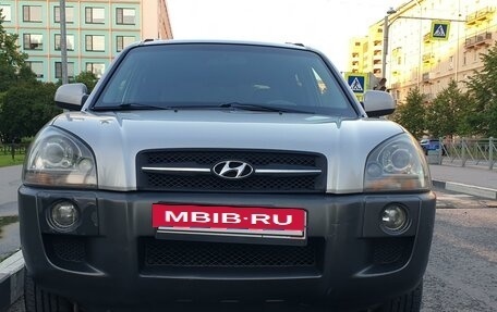 Hyundai Tucson III, 2005 год, 930 000 рублей, 8 фотография