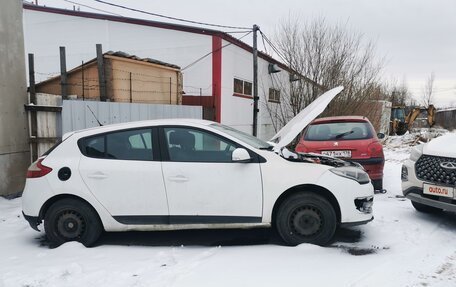 Renault Megane III, 2014 год, 370 000 рублей, 2 фотография