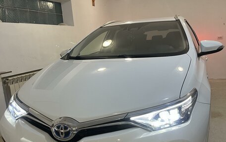 Toyota Auris II, 2016 год, 2 100 000 рублей, 3 фотография