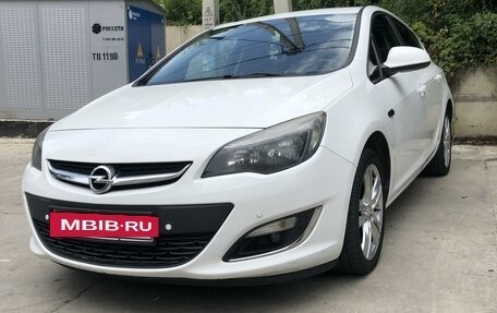 Opel Astra J, 2012 год, 1 200 000 рублей, 2 фотография