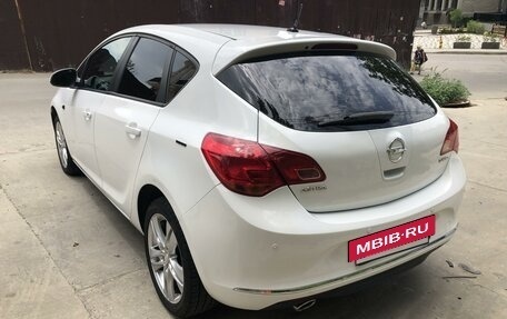 Opel Astra J, 2012 год, 1 200 000 рублей, 6 фотография