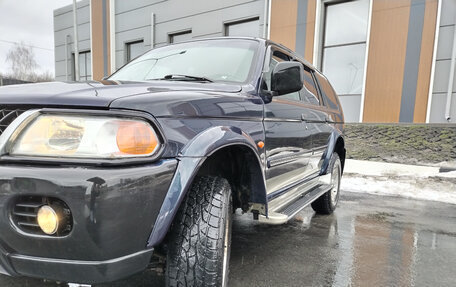 Mitsubishi Pajero Sport II рестайлинг, 2001 год, 780 000 рублей, 2 фотография