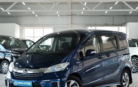 Honda Freed I, 2014 год, 1 399 000 рублей, 2 фотография