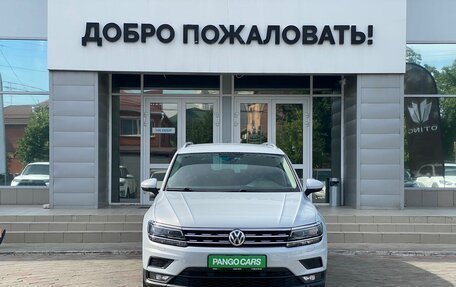 Volkswagen Tiguan II, 2018 год, 2 498 000 рублей, 2 фотография